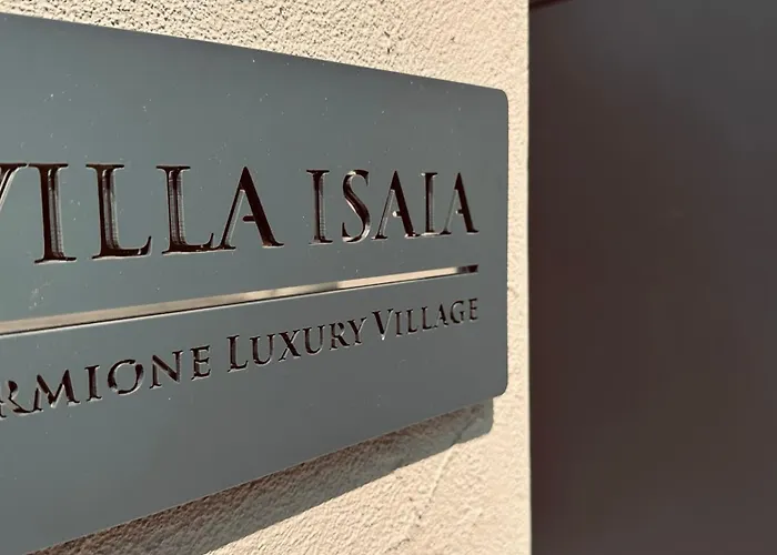 Isaia Luxury Villa