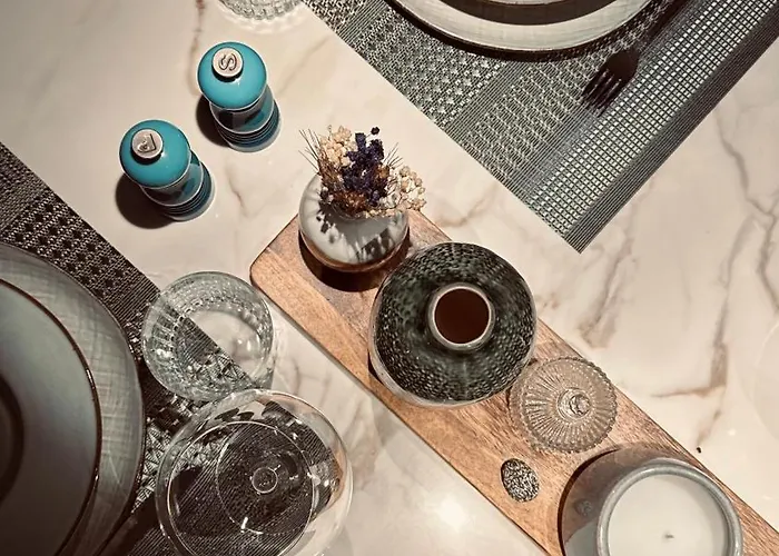 Isaia Luxury Villa *